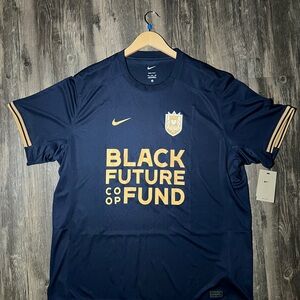 Nike Navy Crew Neck T-Shirt